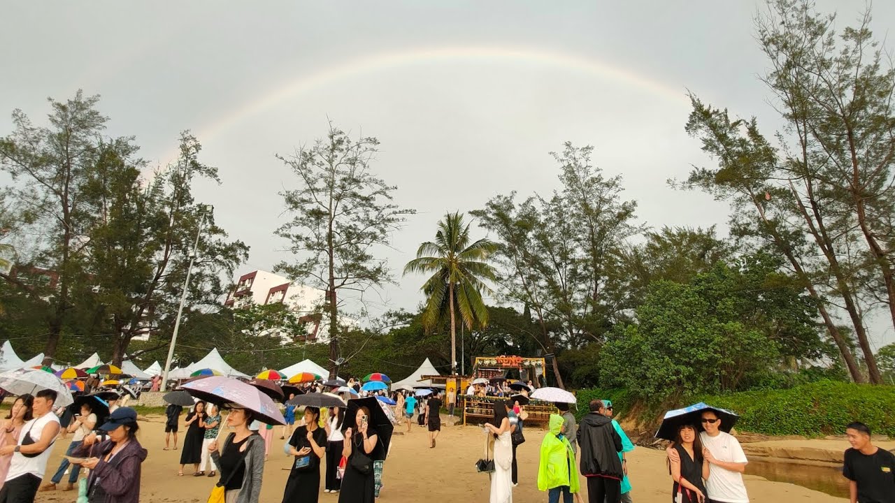 20251228亞庇市區、艾京生大鐘樓Menara Jam Atkinson、丹絨亞路Pantai Tanjung Aru