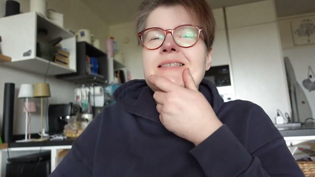 ICH ZUPF MANCHMAL DRIN RUM #vlog #alltag  #dailyvlog #stricken #quatschen #aufräumen #voiceover
