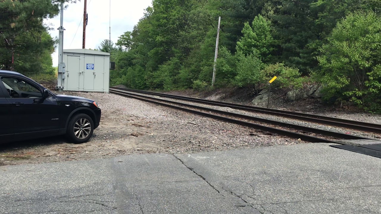 Boxborough MA: MBTA Commuter Rail 1115 Inbound to Boston Sargent RD
