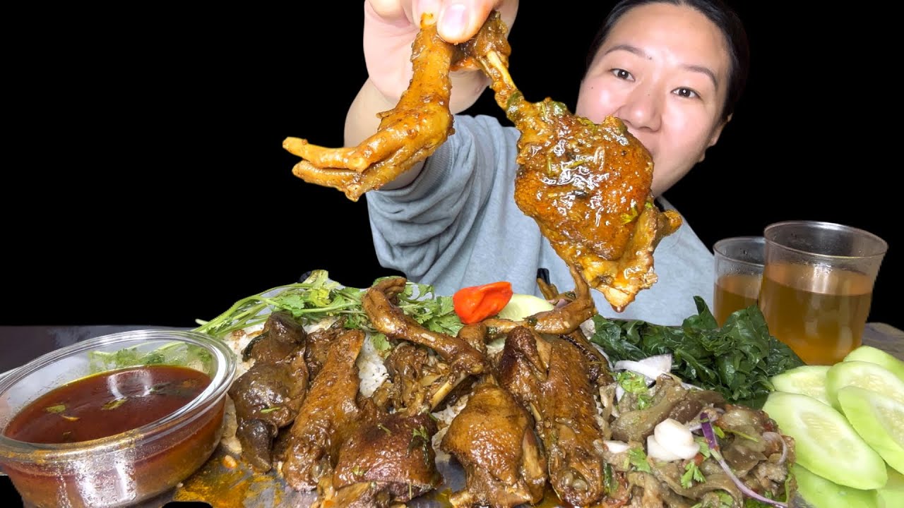 Duck Curry, Eggplant Chutney, Extra Curry Gravy, Raw Cucumber, Boiled Kale Mukbang 