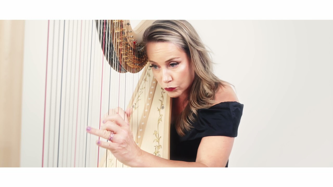Jason Mraz &ldquo;I&rsquo;m Yours&rdquo; &mdash; Harp Cover by Erica Messer