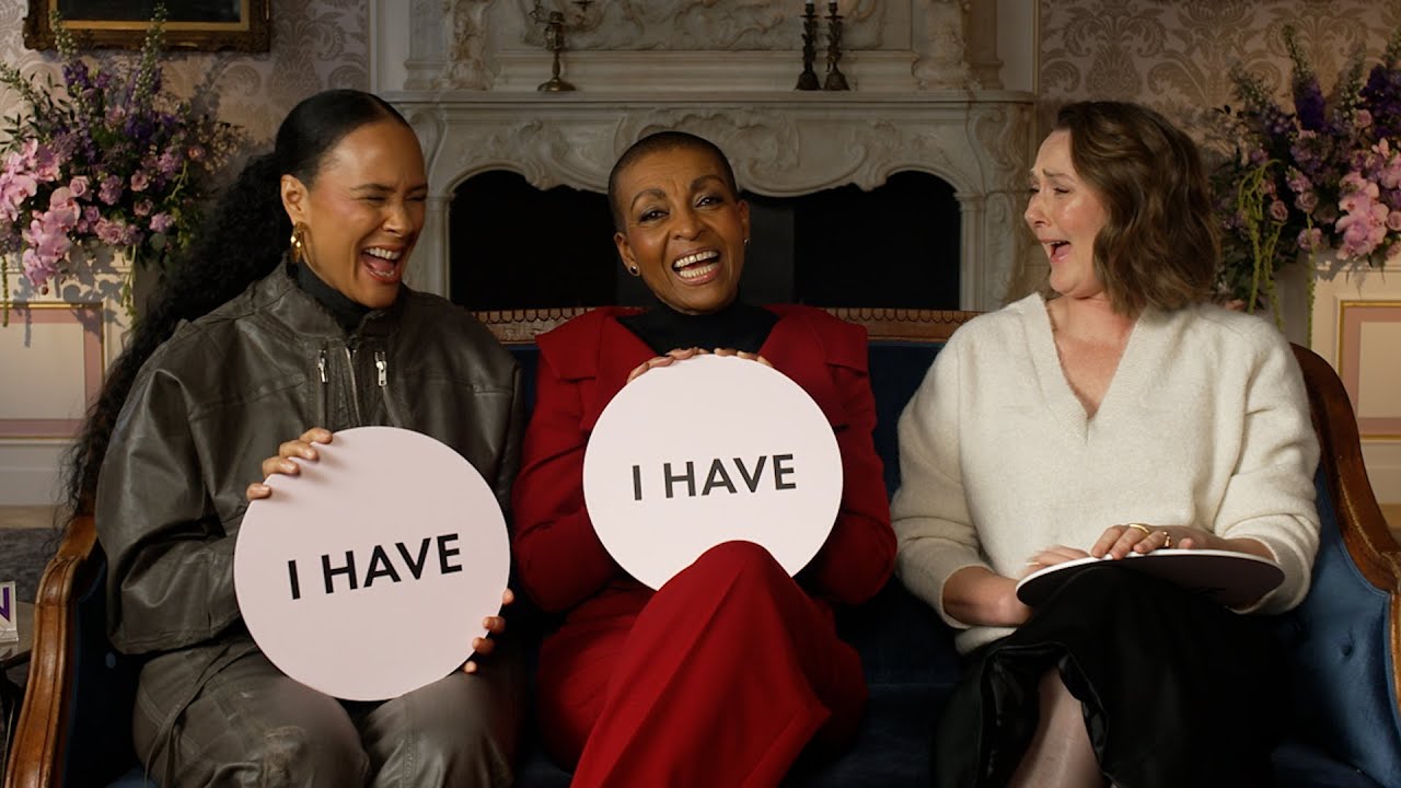 Kijkt de Bridgerton-cast HEATED RIVALRY? Never Have I Ever met Golda, Adjoa en Ruth van BRIDGERTON