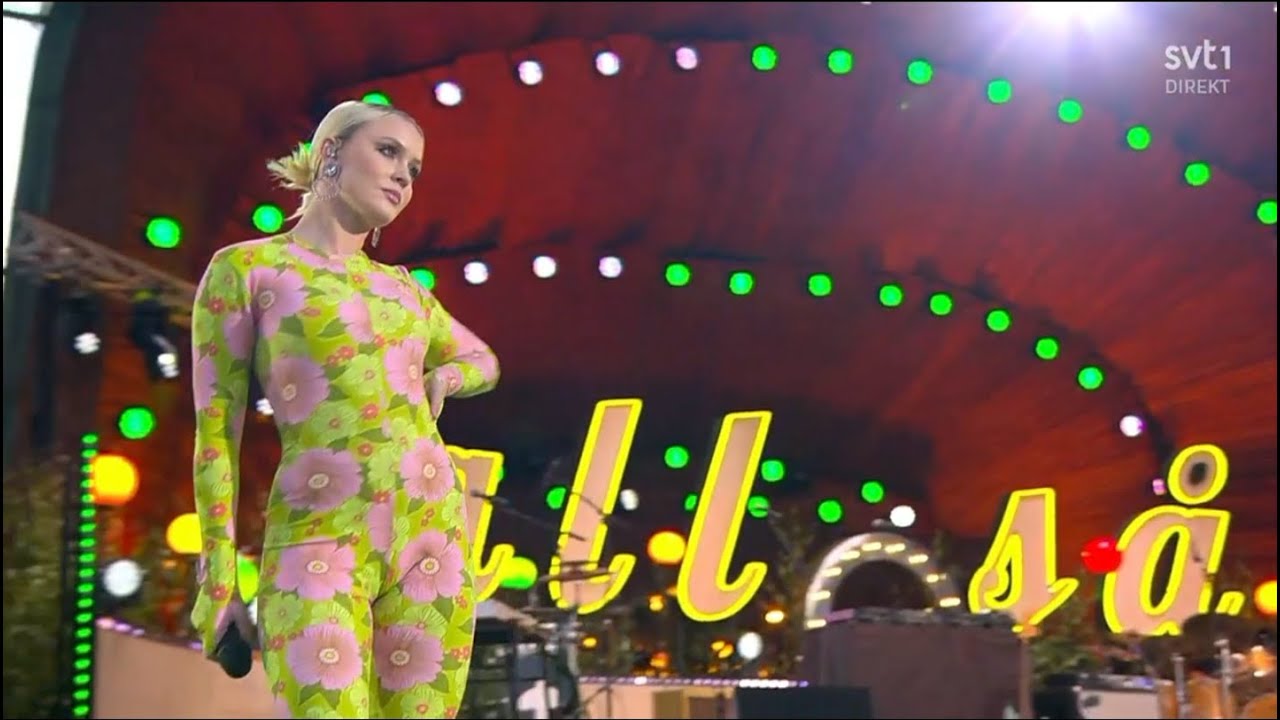 Zara Larsson - Love me land - Live (Alls&aring;ng p&aring; skansen)