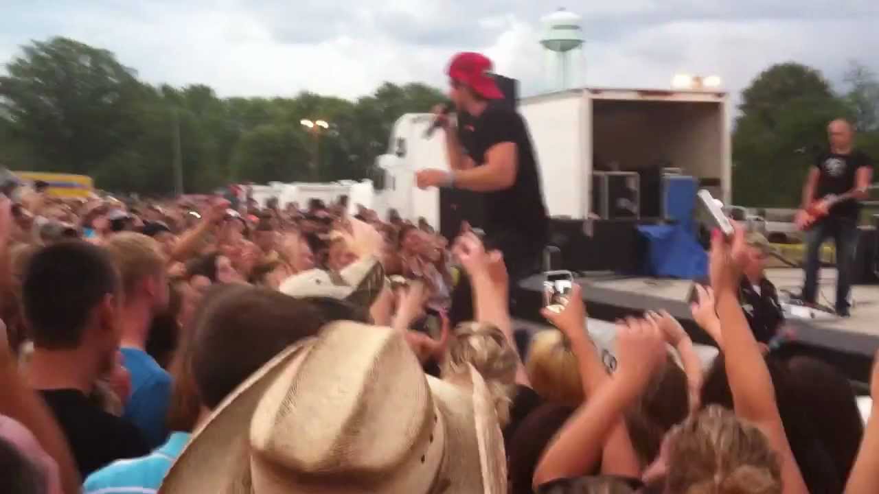 Kip Moore 