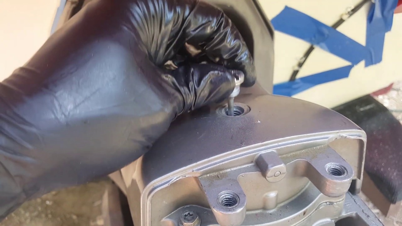 OMC Cobra Volvo Penta SX - Stern Drive Oil Change - Marine Gear Oil