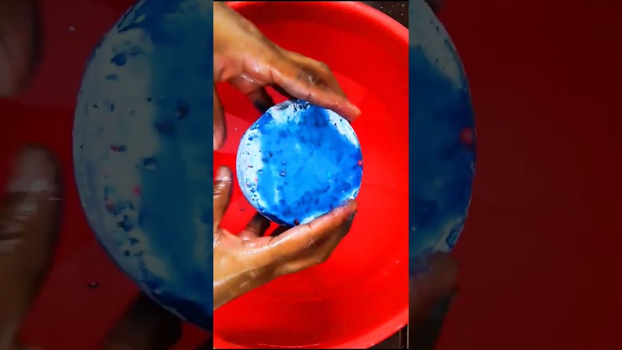 Hydrophobic water Crush of Homemade Reforms #chalkasmrvideo #gymchalk #gymchalkasmr #chalkcrushasmr