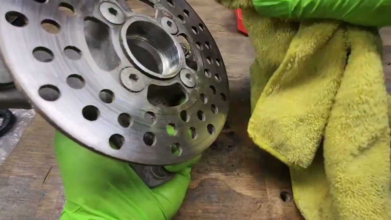 How to replace banshee wheel bearings