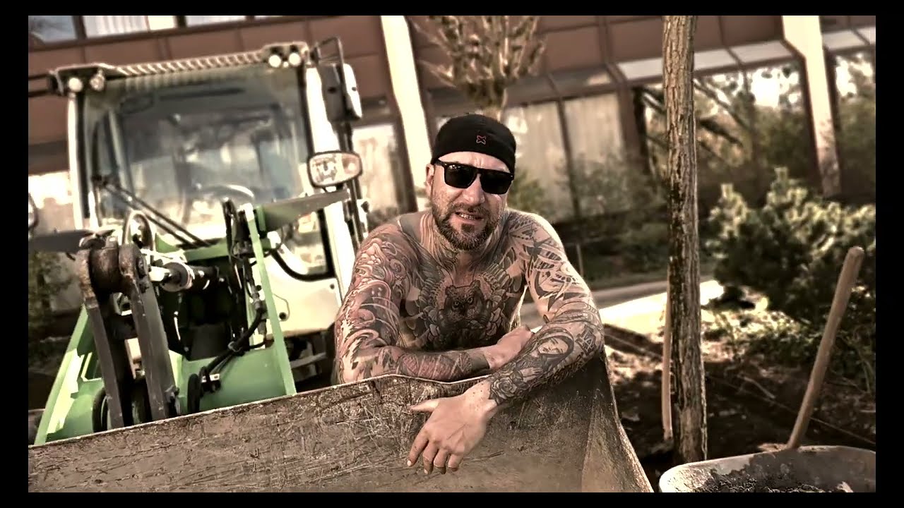 S.L.A.P. - Monument (prod. Dj PhilHeat)