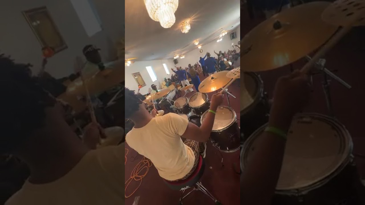 Qaurtet , with micheal acree and the miracle workers 🤟🏾🐐🎸🥁😮‍💨