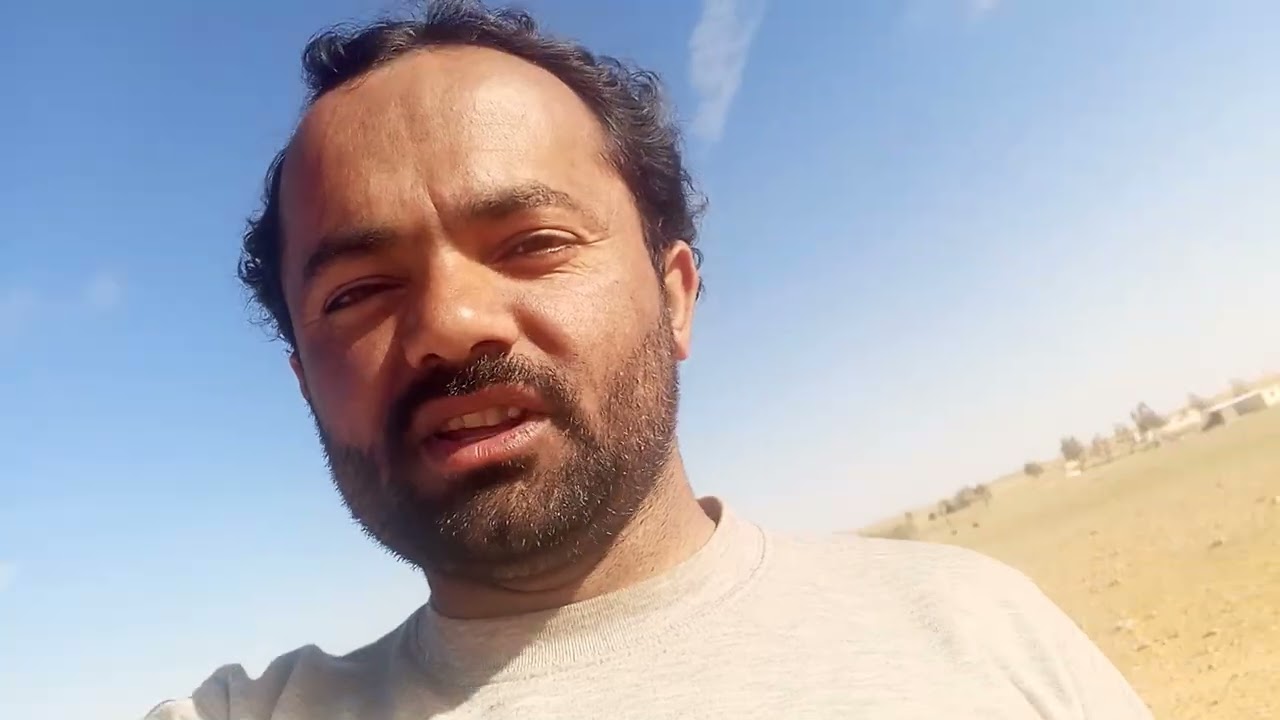 پاکستان سے نوا ادمی بلایا ہے