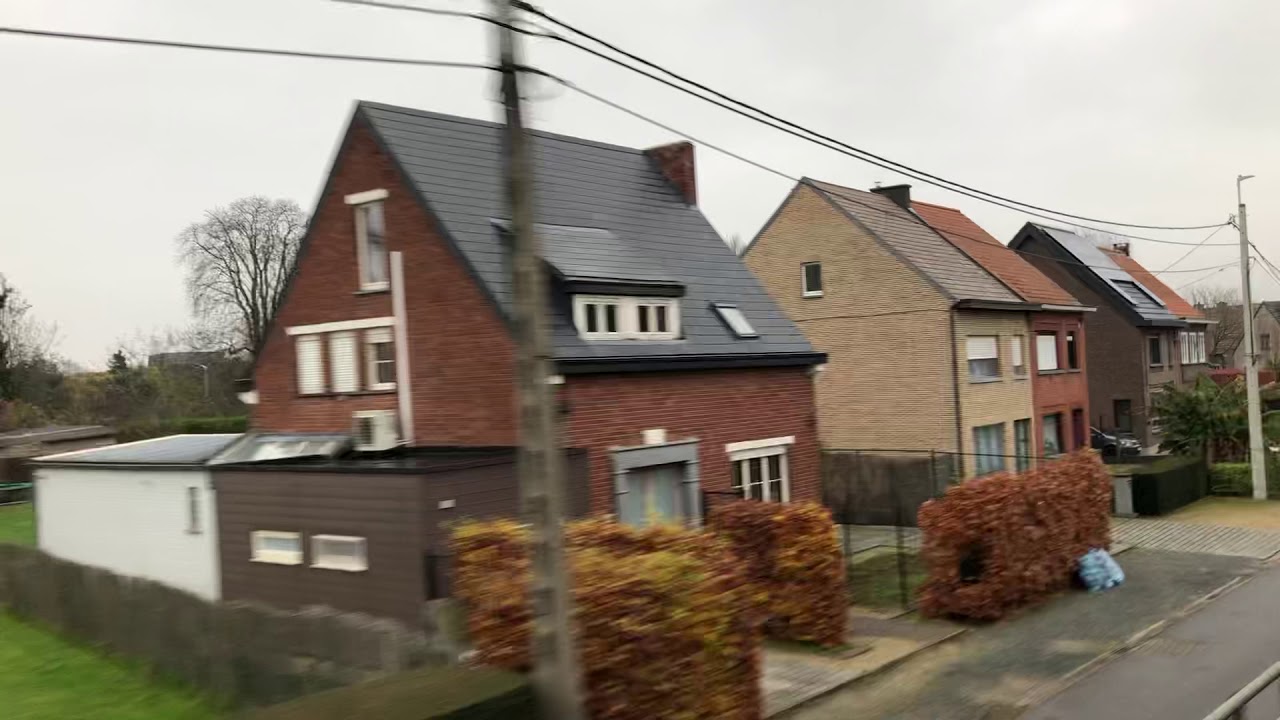 Landschap van op de trein tussen Dendermonde en Zele
