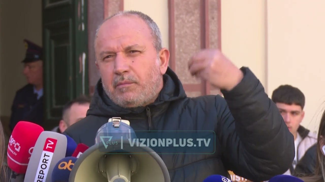 “Na ktheni monopatinat e skuterat”, qytetarë e aktivistë protestë para Ministrisë së Brendshme