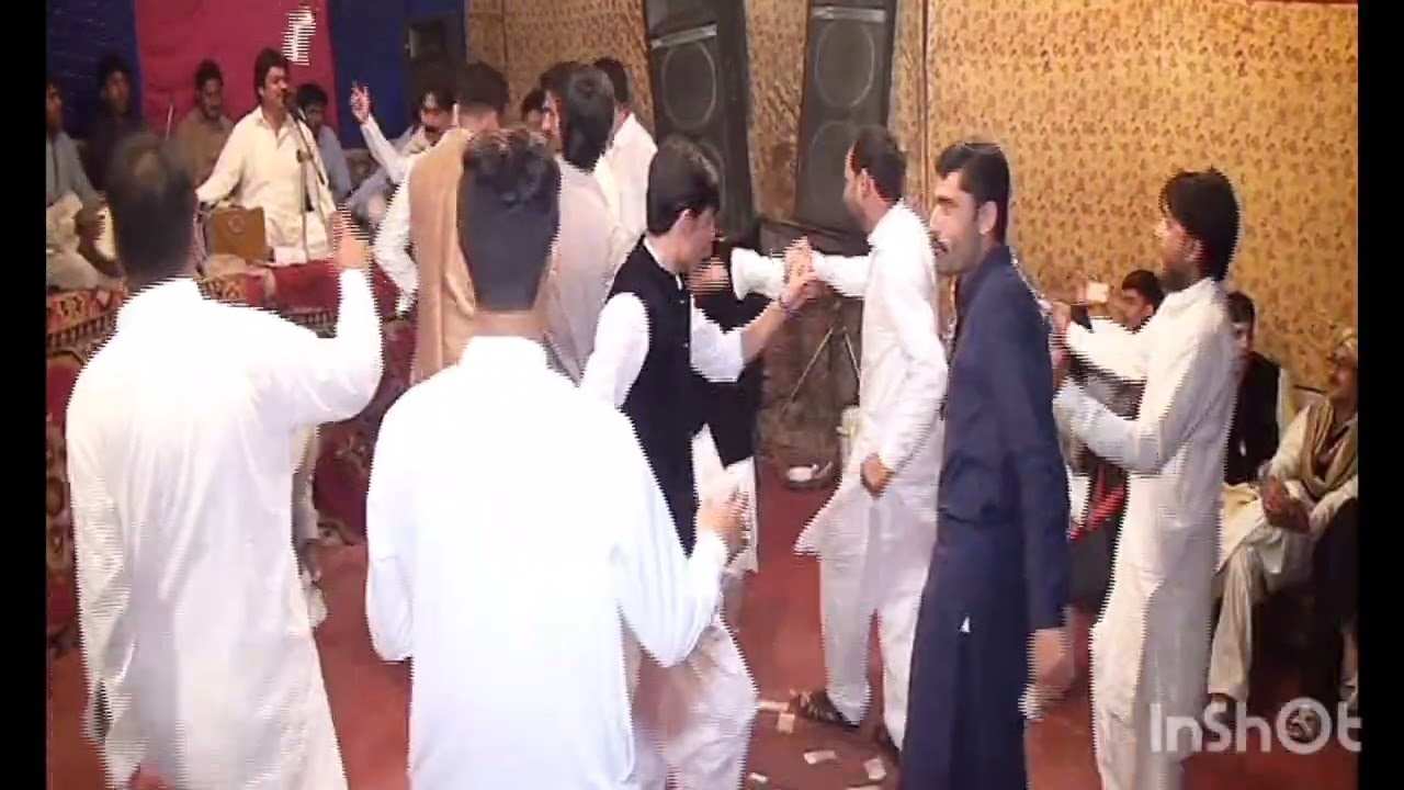 Teday Wingay Wingray Walan Tu Qurban Thiwan Singer Sharafat Ali Khan Baloch Shadi Fareed Khan Niazi