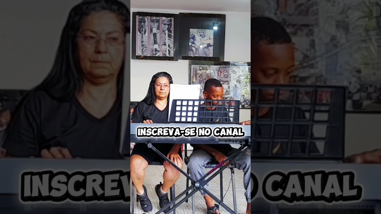 Tocando anuncia&ccedil;&atilde;o #piano