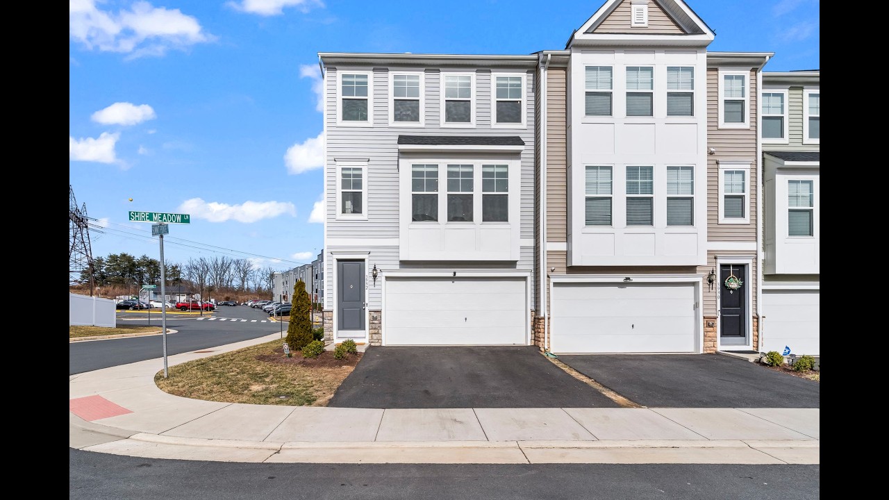Take a Tour! 3992 Shire Meadow Ln, Triangle, VA 22172