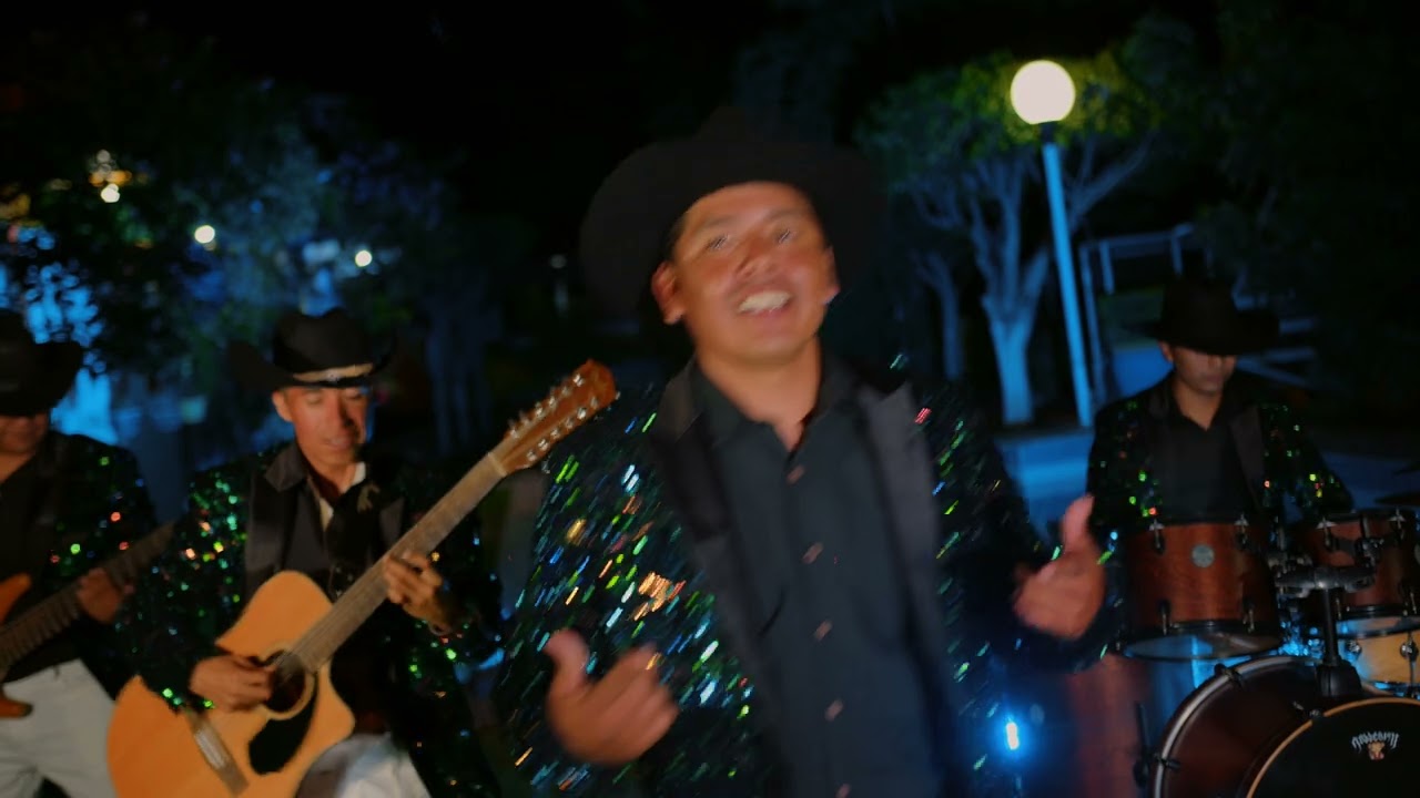 La B De Alto Mando - Huapango Mamalón