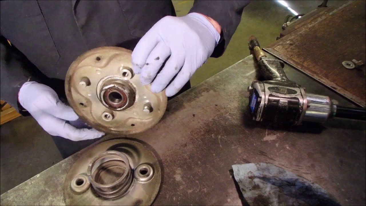 Honda HRA214 With a Sticky Blade Clutch