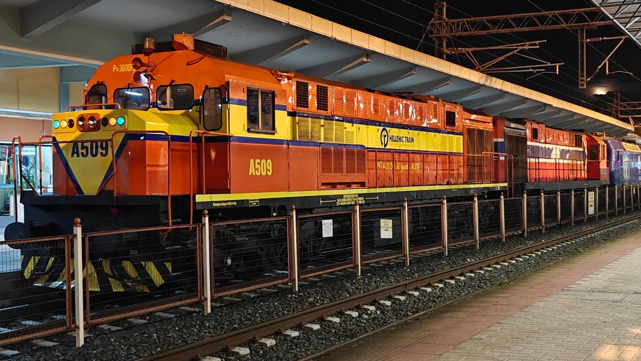 Freight train 63503 departs from Larissa station (Thessaloniki-Thriasio) 09/11/2025