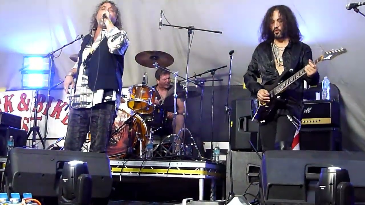 Tygers of Pan Tang - Love Don't Stay