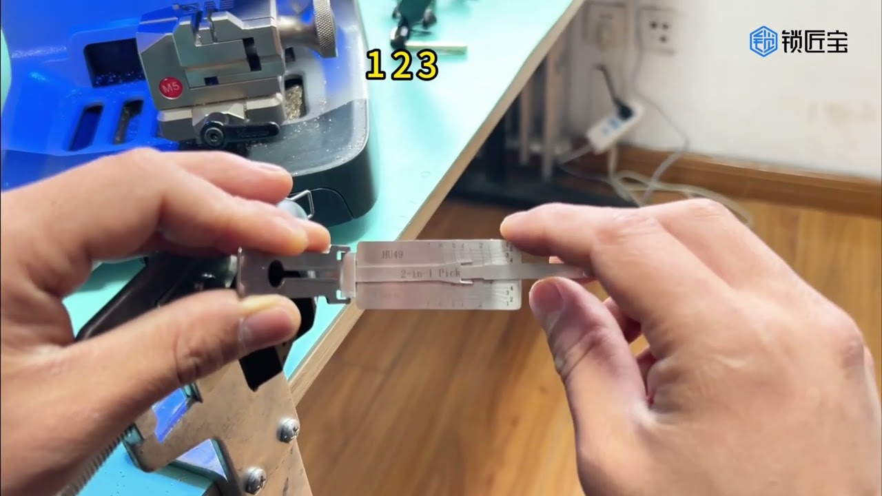 HU49 2in1 Tool Tutorial | Volkswagen Jetta and Santana Key Matching and Cutting