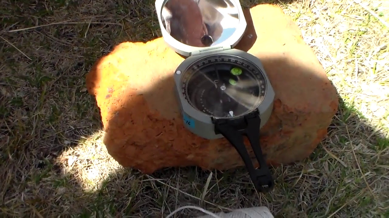 Medidas de topografía con una brújula
