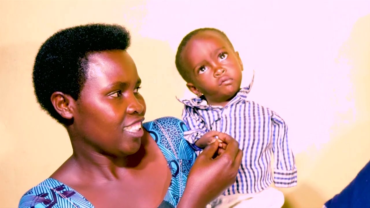 Nyuma y'igihe kinini atabyara Imana yamuhaye umwana n'ubwo yavutse amugaye ariko yabishimiye Imana