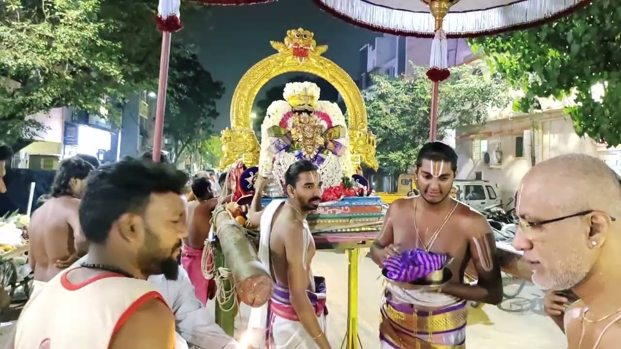 திருவோண நட்சத்திரத்தில் பிறந்ததால்,
