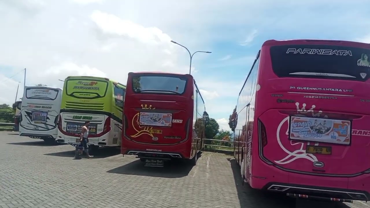 Hunting bus Terminal wisata Gedong Songo situasi