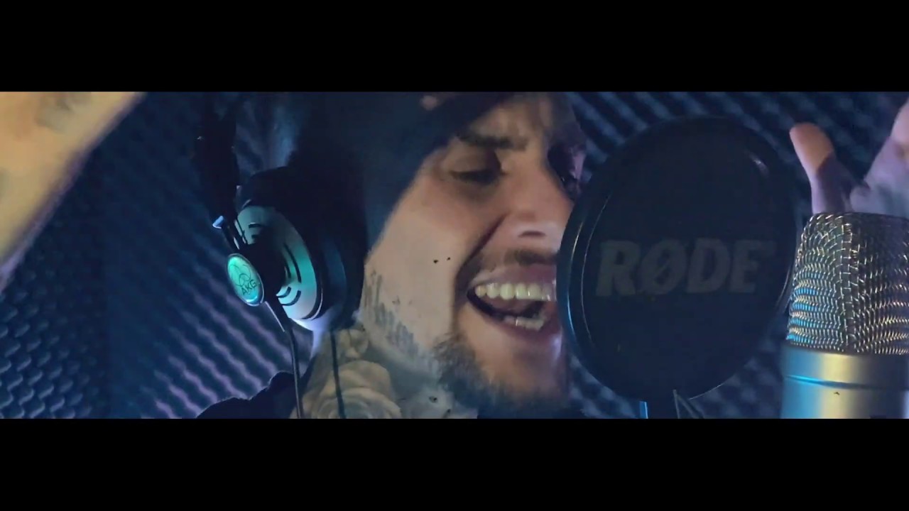 JOSHORTIZC - FREEFOOTLOCKER (BEEF)