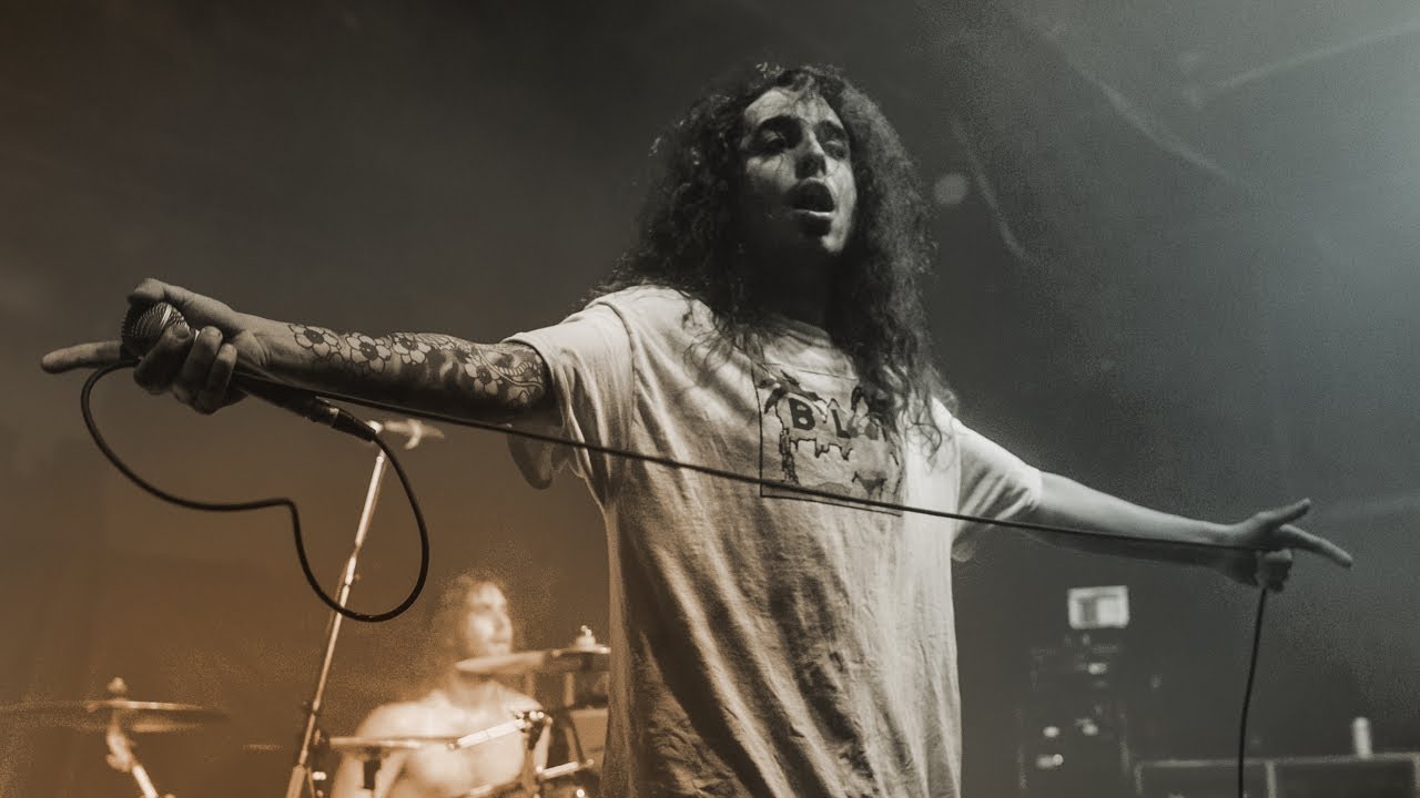 Gus Farias (Volumes) Discusses Heroin Addiction on Stage