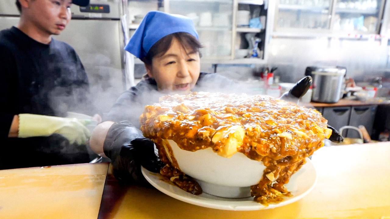 超巨大２kgの愛情デカ盛りグルメに人々が殺到する老舗中華！