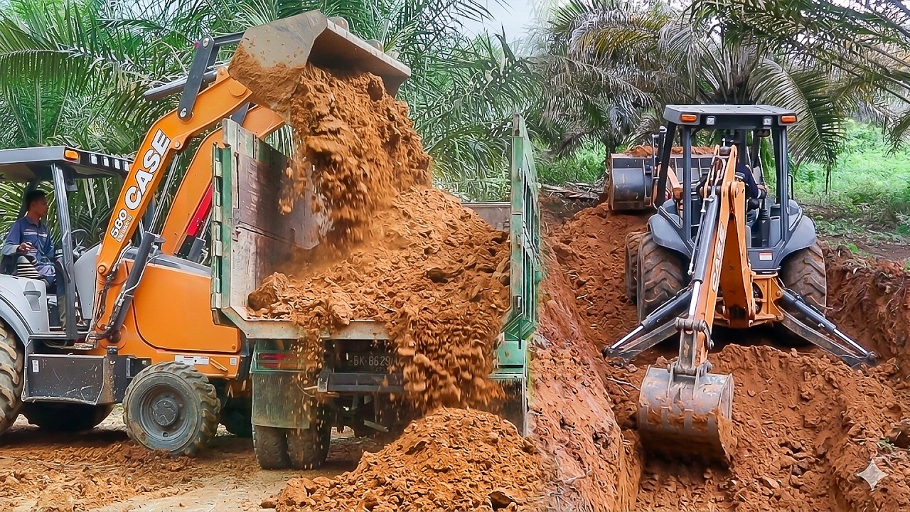 TLB Backhoe Loader JCB Case Super N Muat Tanah ke Dump Truk HINO 300 unntuk timbun jalan lumpur