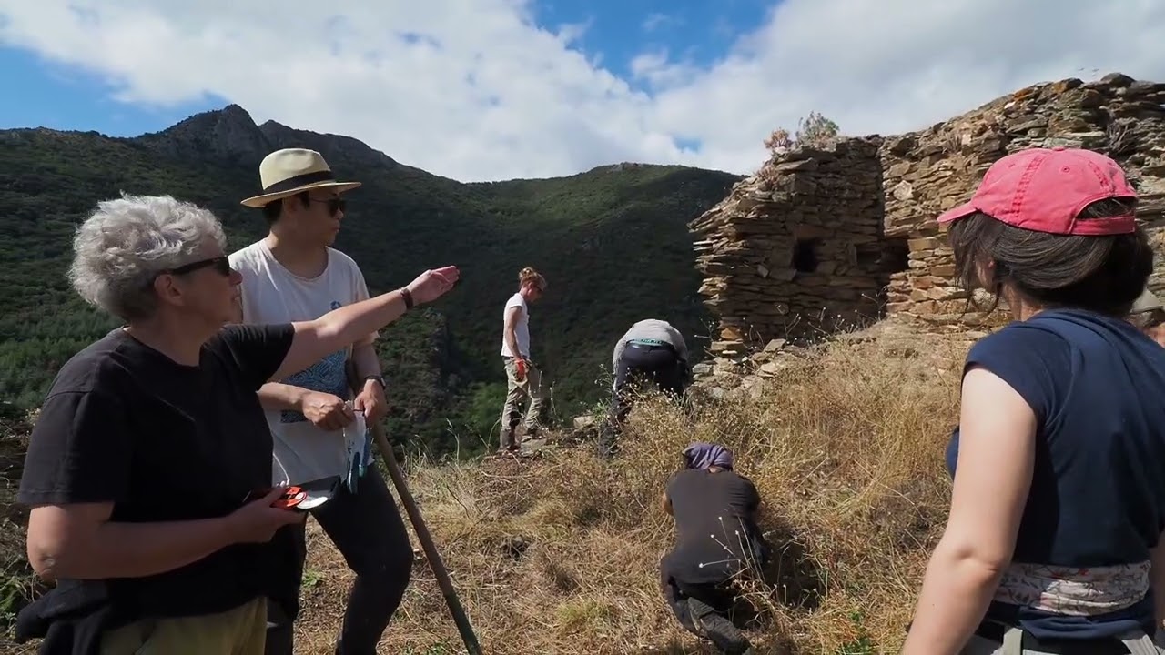 Cabrespine, village de la Montagne Noire dans l'Aude, castrum minier