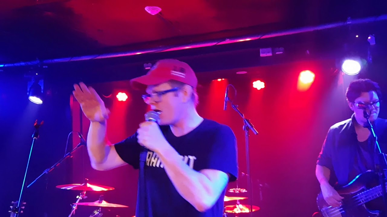 Ramsalt Glad å Fri live på Flytten