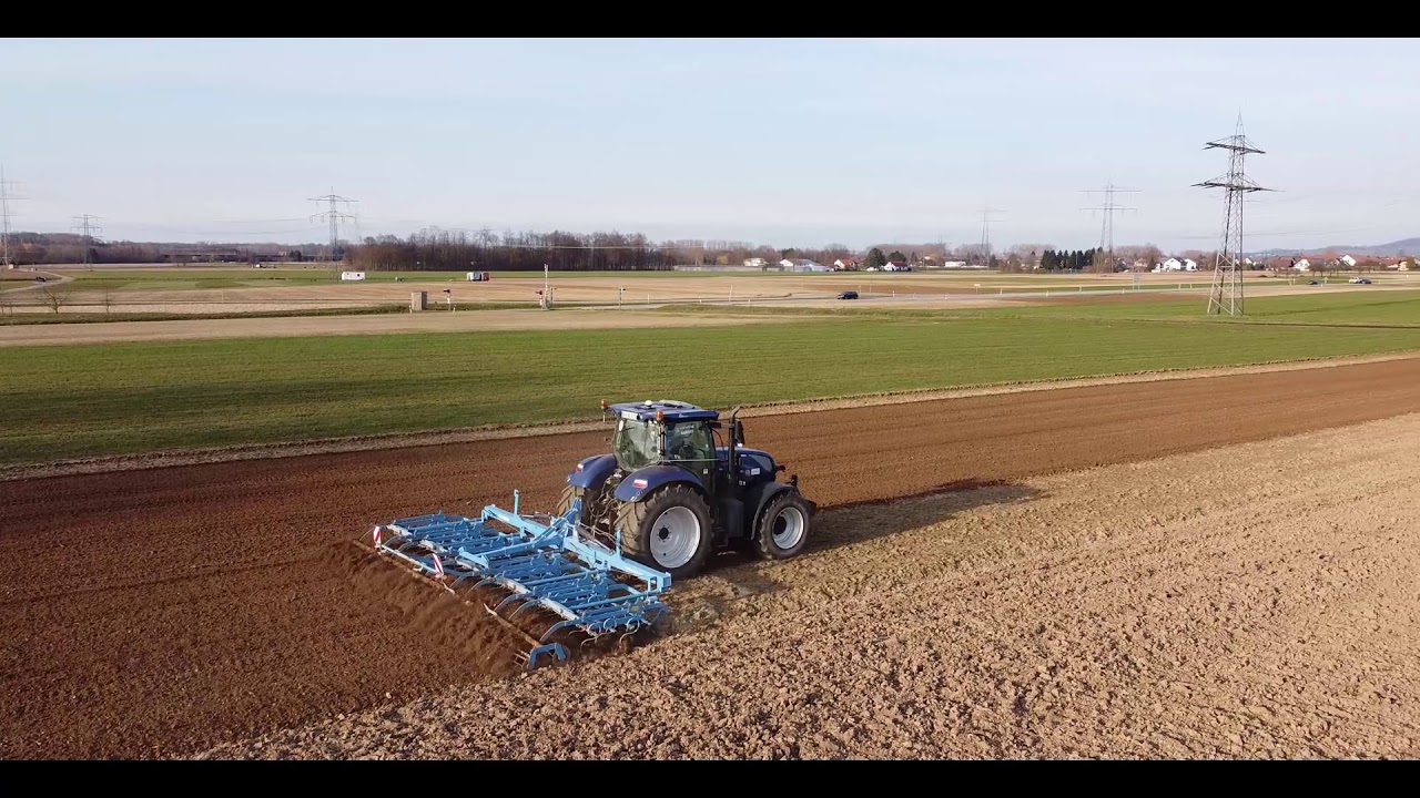 New Holland bereitet das Saatbett vor!