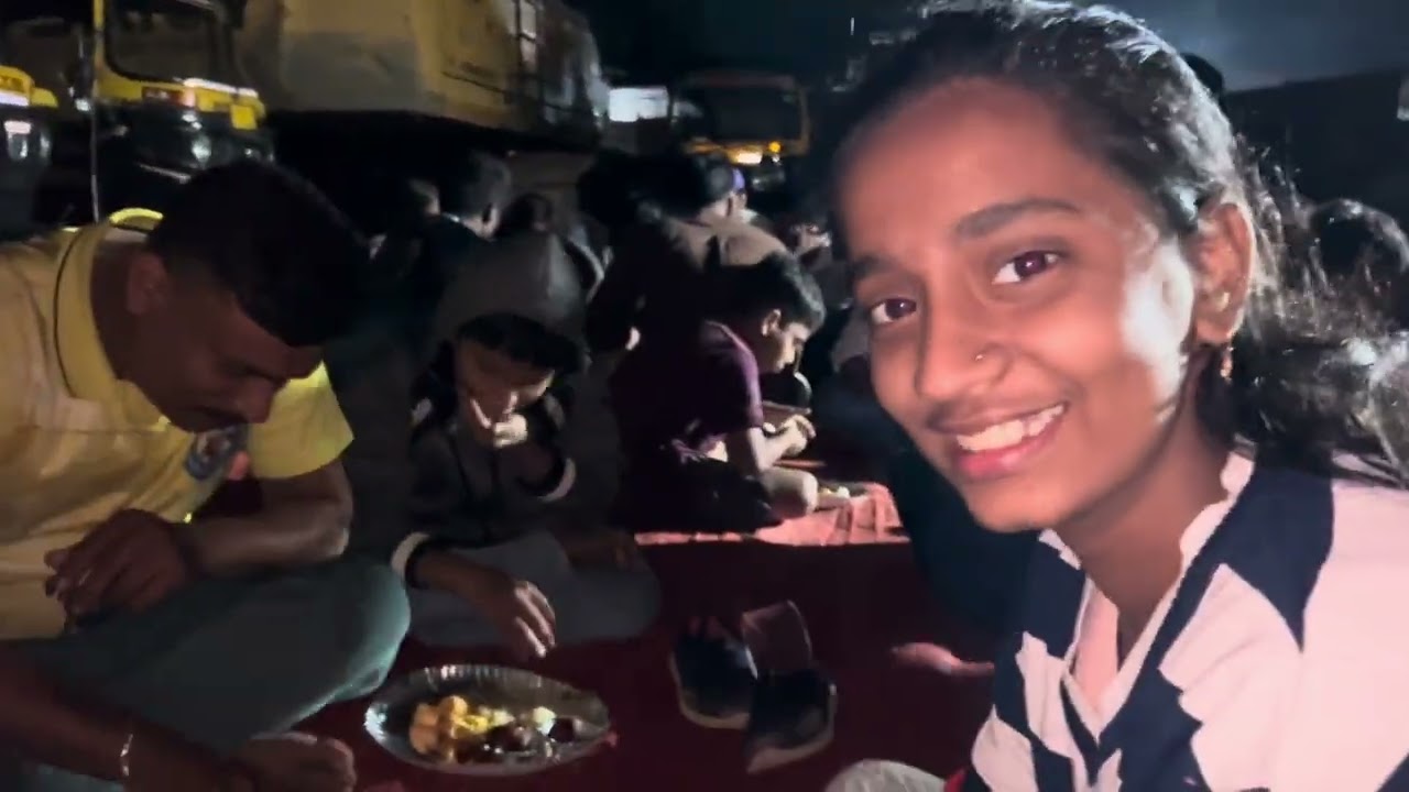 साईराम पदयात्रा मित्र मंडळ बाणडोंगरी कांदिवली पूर्व दिवस १ प्रेम म्हणजे साई पालखी 