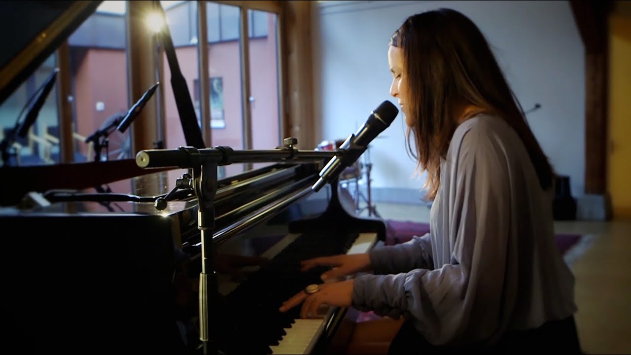 Caroline Chevin - A Song For You - Donny Hathaway : Leon Russell Cover