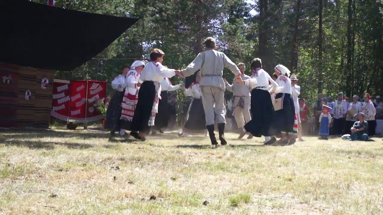 Piiripolka - Izorian and Ingeri-soome ensemble at the Luusta village annual votic festival, 2014