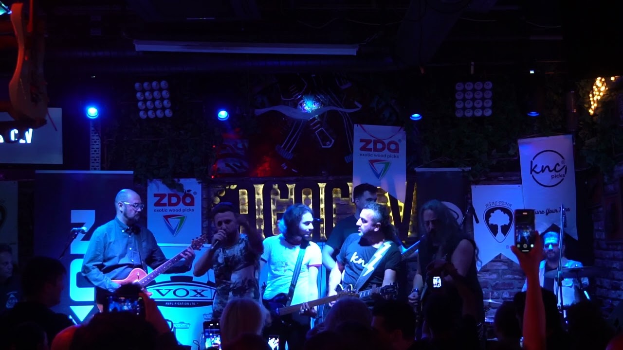 Çöpçüler / Sahne Senin Ağaç Ev