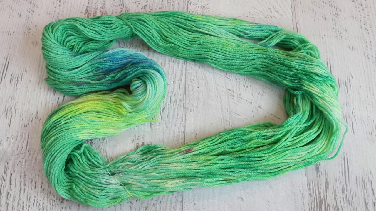 Playing with Leftover Tie Dye - Wiping Up Powder & Liquid Dyes and Dip Dyeing Superwash Wool Yarn