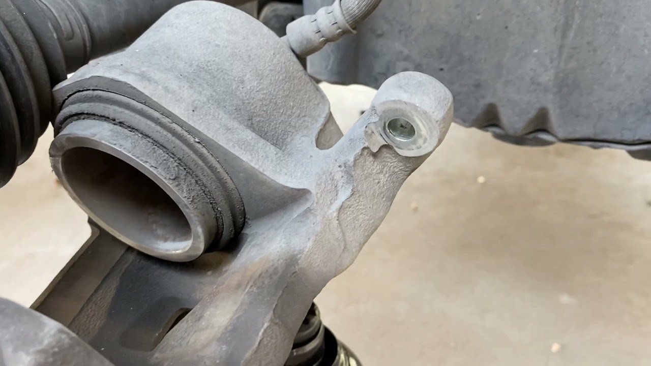 2015 Nissan Sentra front struts