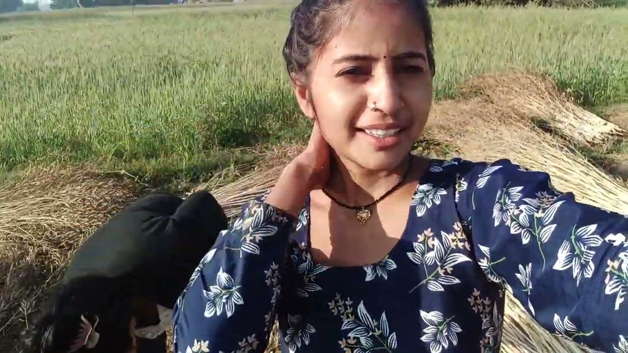 हम लोग सरसों इकट्ठा करने आए हैं#video #😘😘