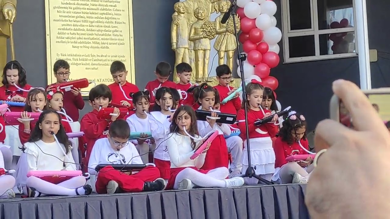 Metropol Koleji 3-B Sınıfı 29 Ekim Cumhuriyet Bayramı 