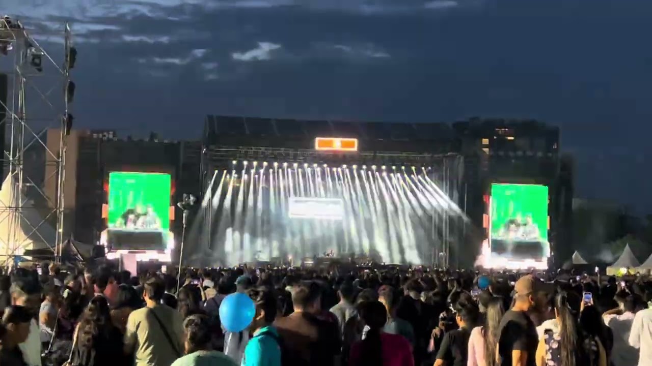 We will rock you! no copyright violation intended! 