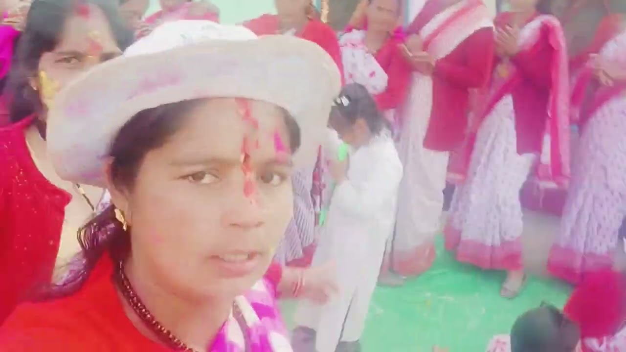 होली गई ओखलिया🥰🥰