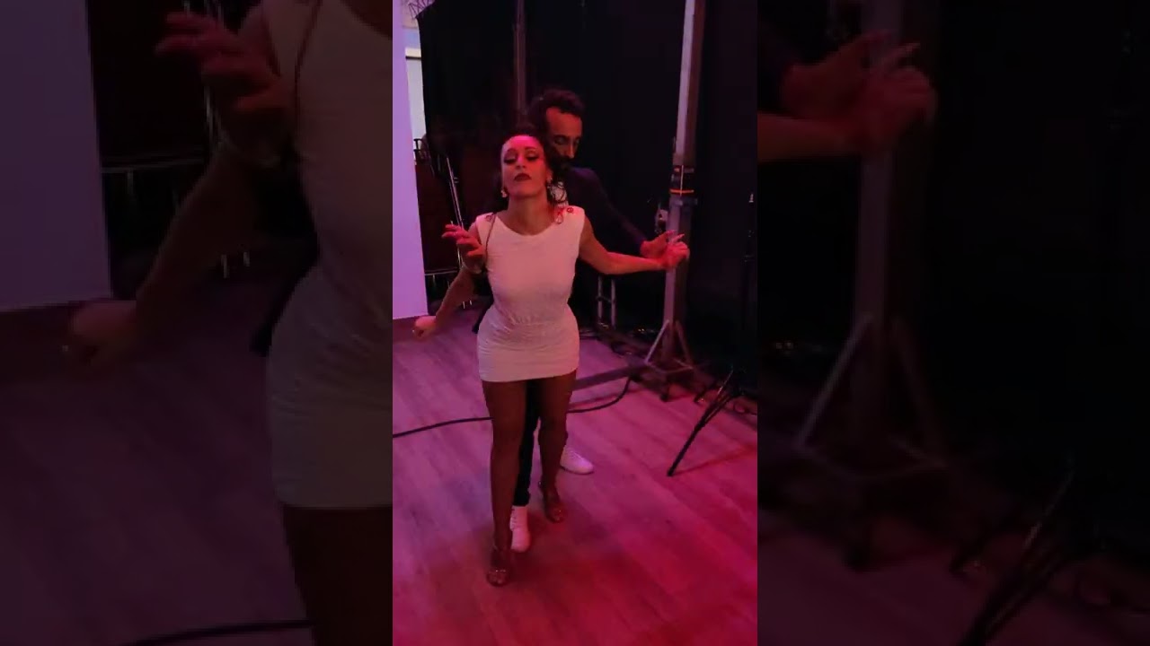 Sara Panero bachata social dace at BCN sensual life @BtoBBachataDanceFestival  #sarapanero