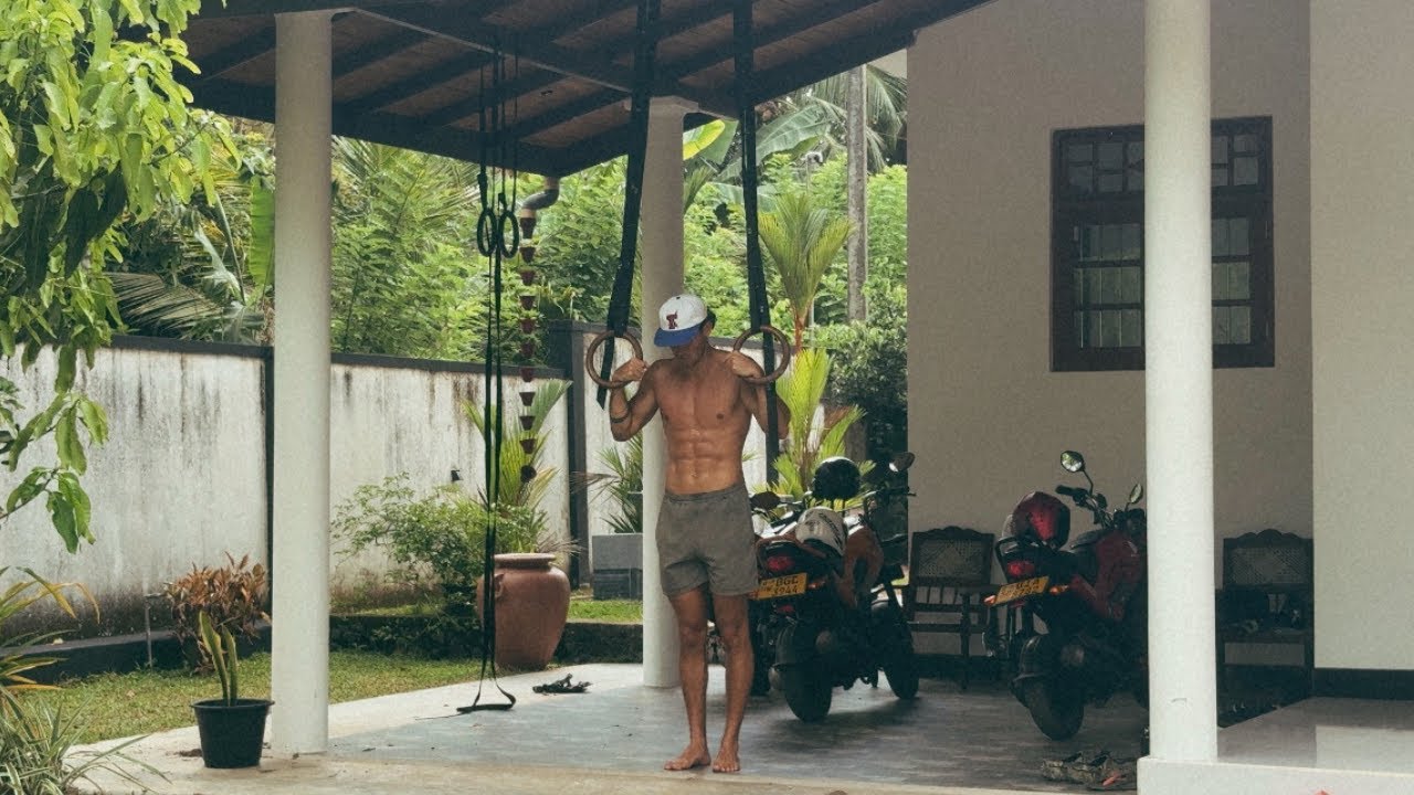 The Lean Athletic Body (Why Bodybuilding Holds Most Men Back)