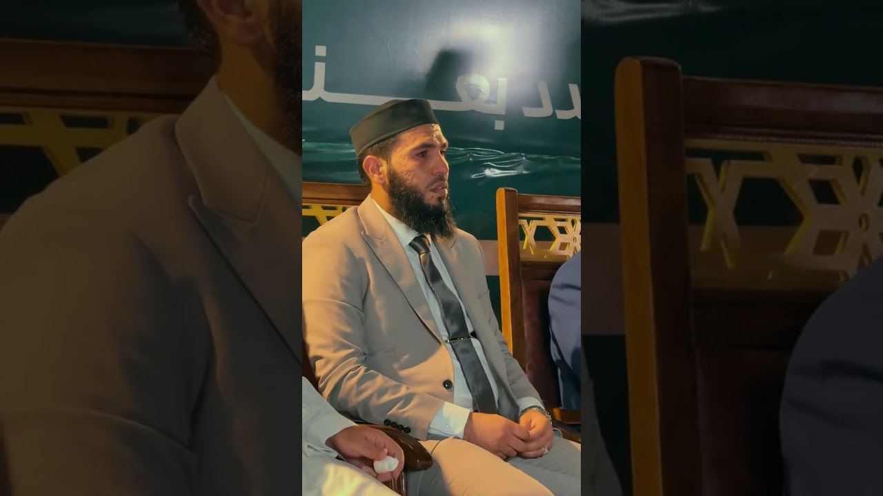 بعقيدتي بالحق بالإيمان... أبو الجود في جامع خالد بن الوليد بحمص | Aboljoud | المنشد محمد منذر سرميني