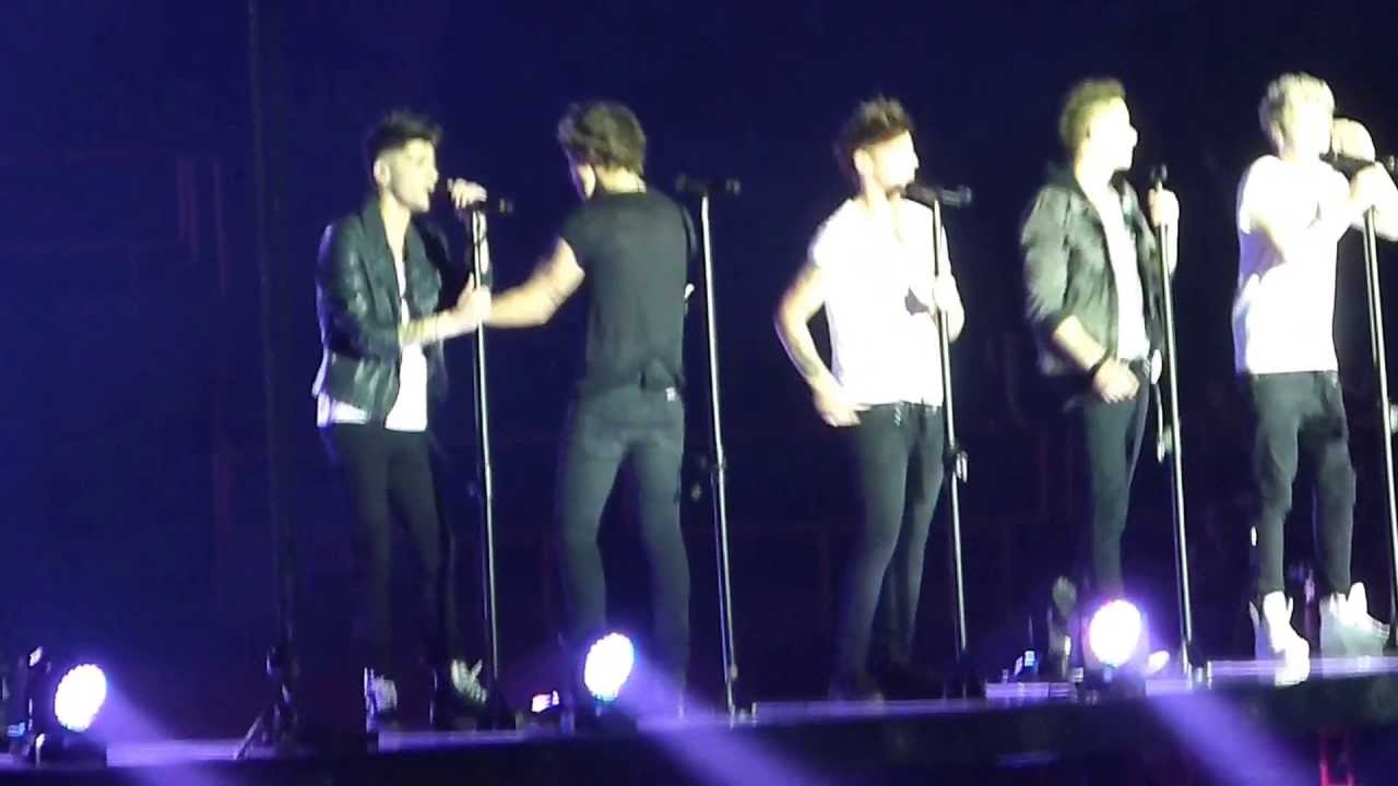 One Direction - Change My Mind (Paris, 29 avril 2013)