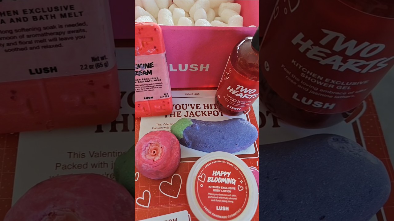 Lush Kitchen Subscription Unboxing 🩷 Valentines Day Box #lush #valentinesday